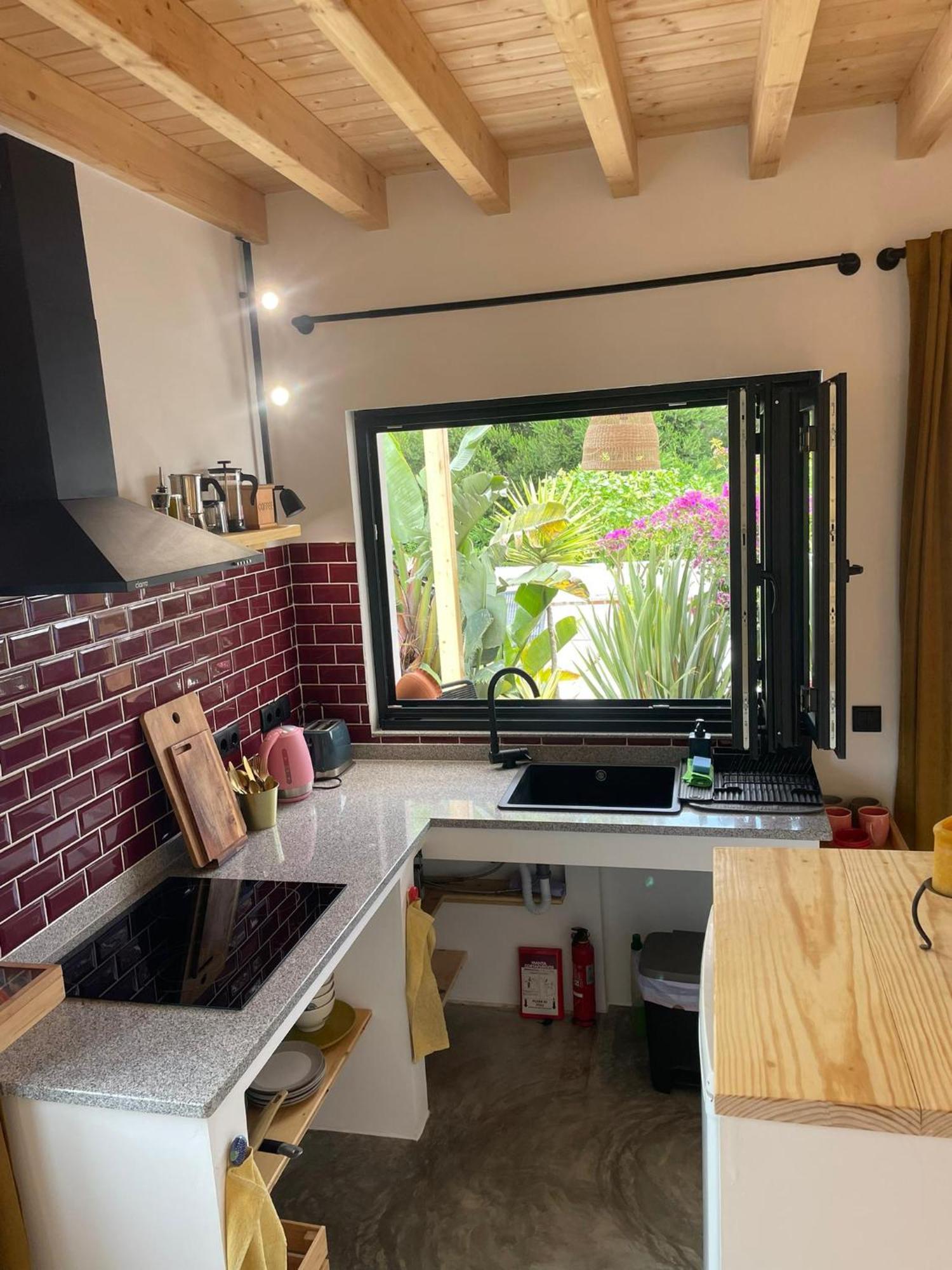Ideal Summer Cabin 1 Km From Arrifana Beach Aljezur Ngoại thất bức ảnh